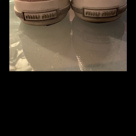 Miu Miu preowned sneakers. Nude color. Size 39. - Picture 10 of 12